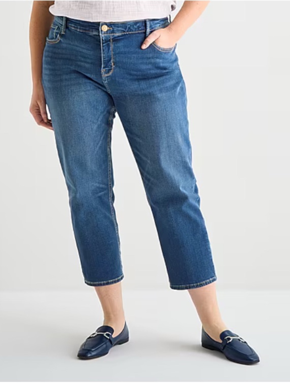 Liz Claiborne Cropped Straight-Leg Jeans in Dark Blue size 18W - Picture 3 of 4